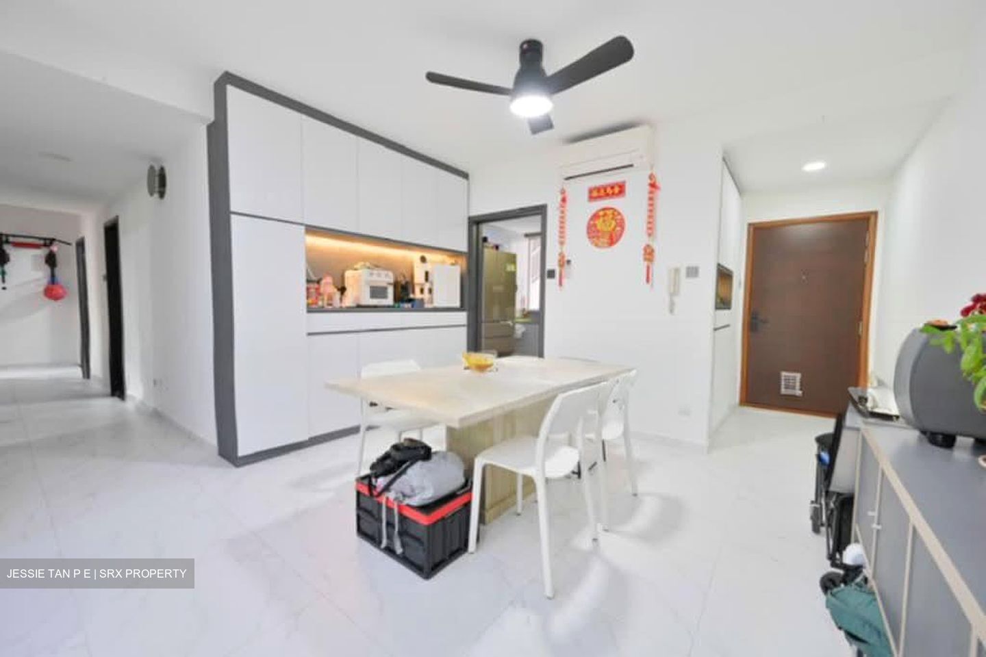 The Esparis (D18), Condominium #572147791